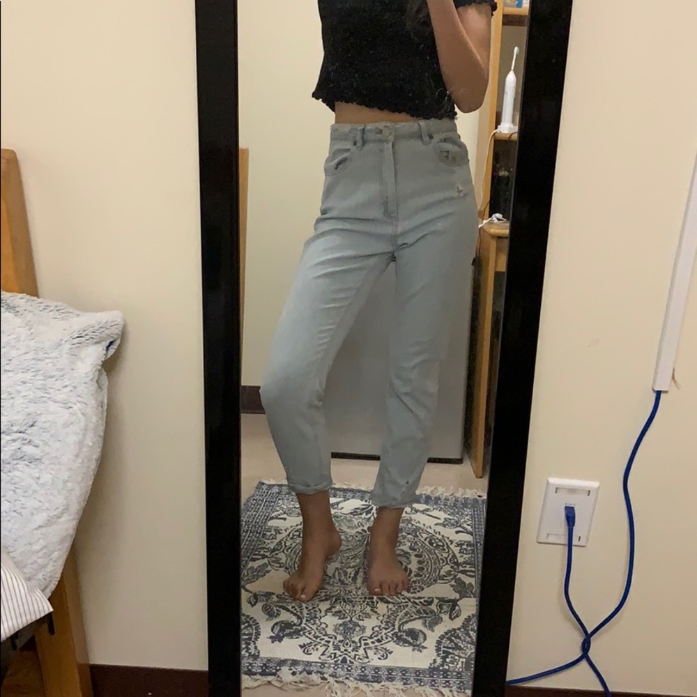 ASOS FARLEIGH LIGHT WASH MOM JEANS
